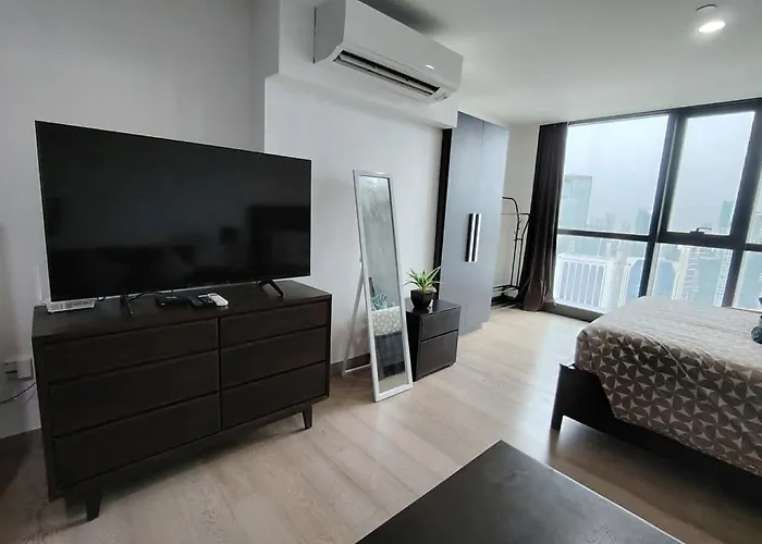 Spire Skyline 45sqm Luxury Makati Apartamento Manila